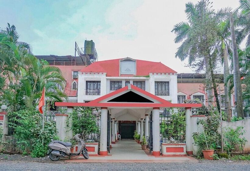 Hotel Kumar Resort By Turtle, Lonavala