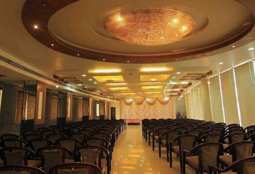 Hotel Kumar Resort By Turtle, Lonavala