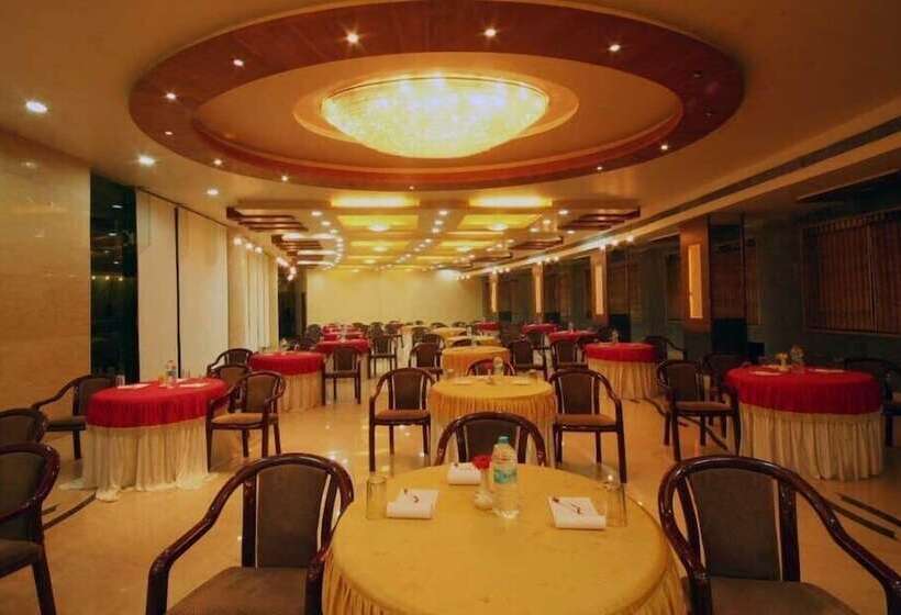 Hotel Kumar Resort By Turtle, Lonavala