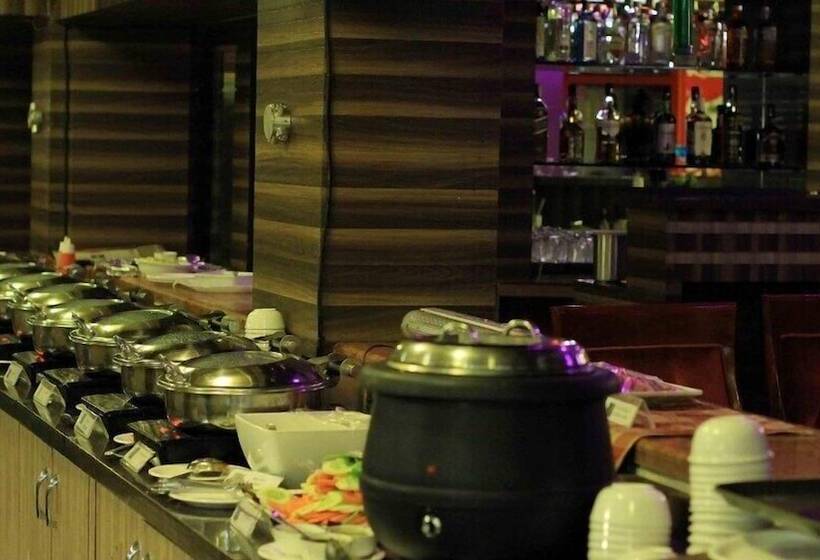 Hotel Kumar Resort By Turtle, Lonavala