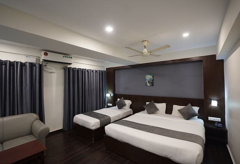 Hotel Luciya International Mysore