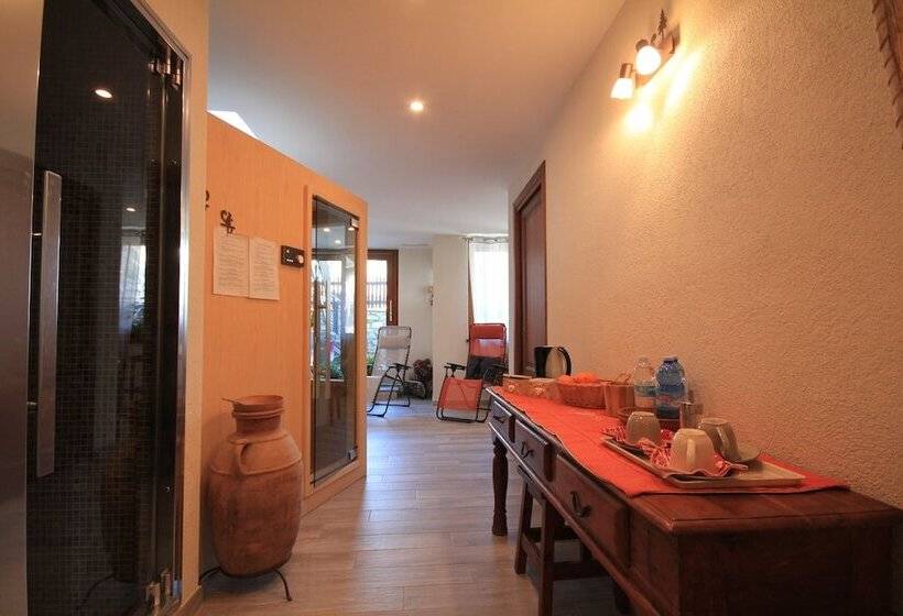 هتل Maison Laurent