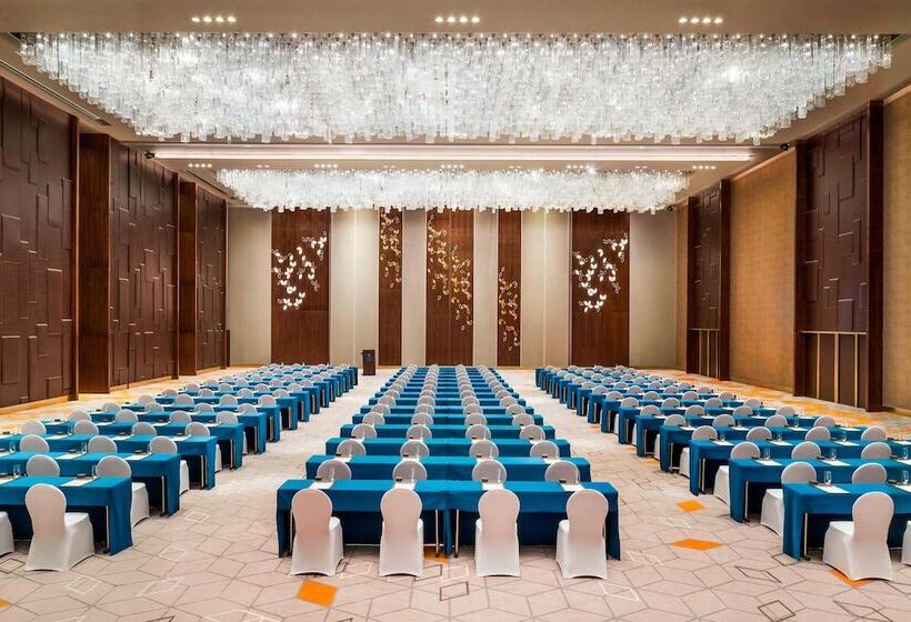 Meixi Lake Hotel, A Luxury Collection Hotel, Changsha