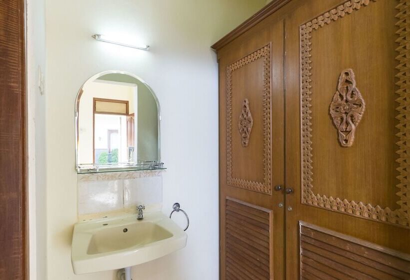 בית מלון כפרי Reddoorz @ Denpasar Sanur