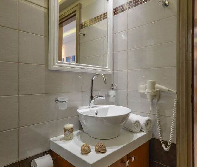 Ormos Holiday Studios