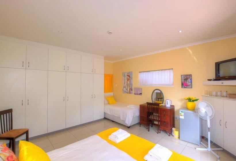 Пансион Amanzi Guest House