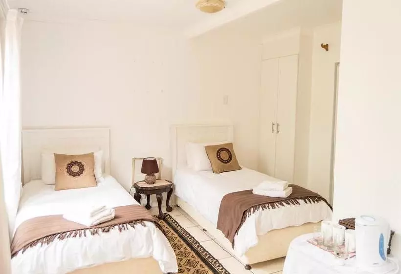 پانسیون Amanzi Guest House