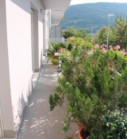 پانسیون Bed And Breakfast Grace