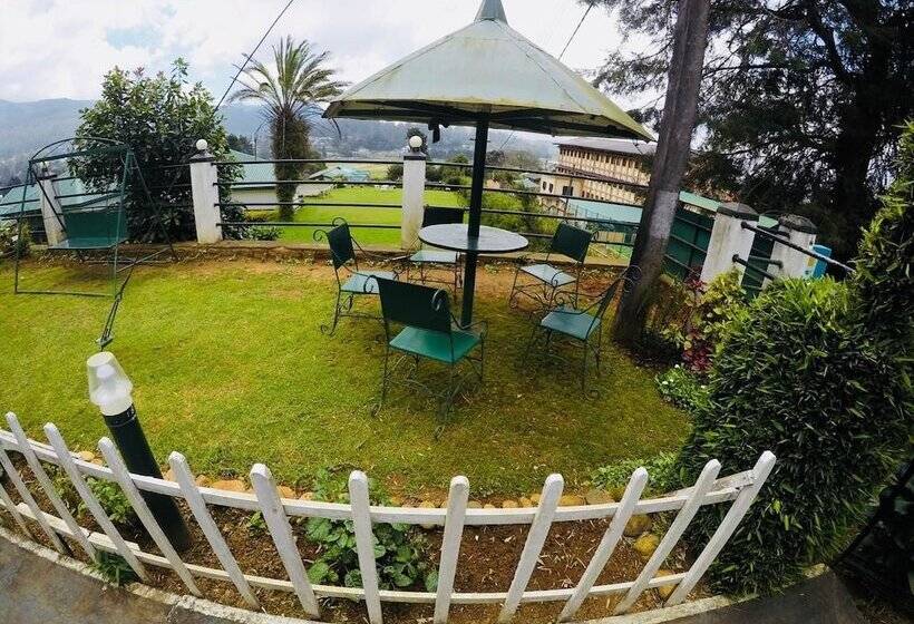 פנסיון New Royal Mount