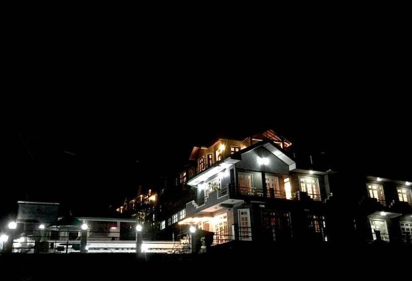 פנסיון New Royal Mount