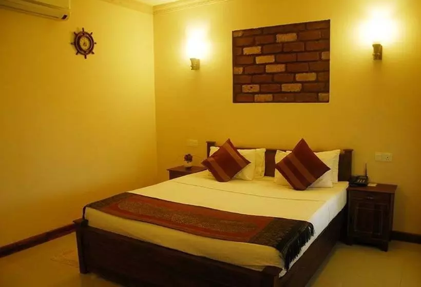 استراحتگاه Bandagiri Village