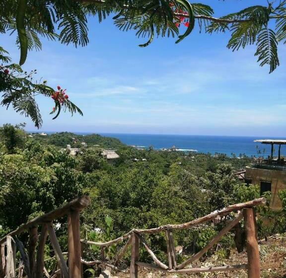 カプセルホテル Ave Fenix