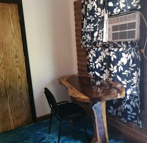 فنادق الكبسولة Ave Fenix