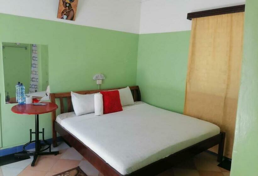 هتل کپسول Bemu Guest House Mtwapa