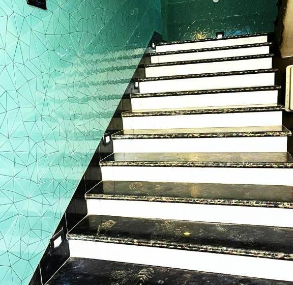 Отель Diamond Inn