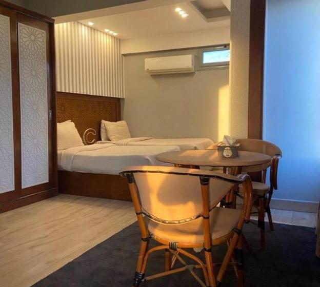 هتل Queen Cleopatra View