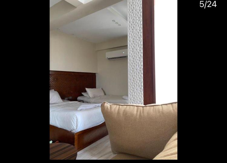 هتل Queen Cleopatra View