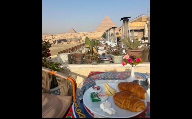 هتل Queen Cleopatra View