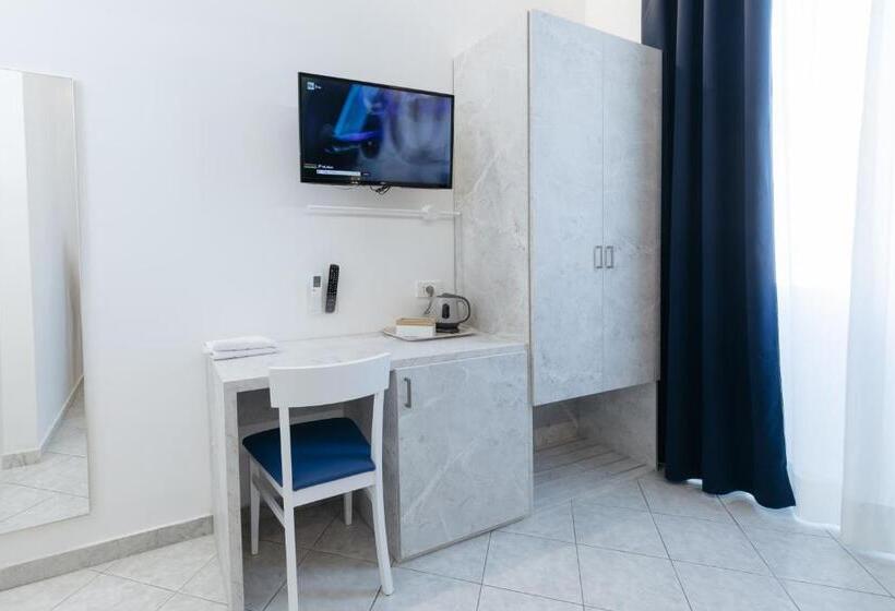 بنسيون Affittacamere Elena