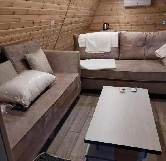 ペンション Widian Al Sham Huts