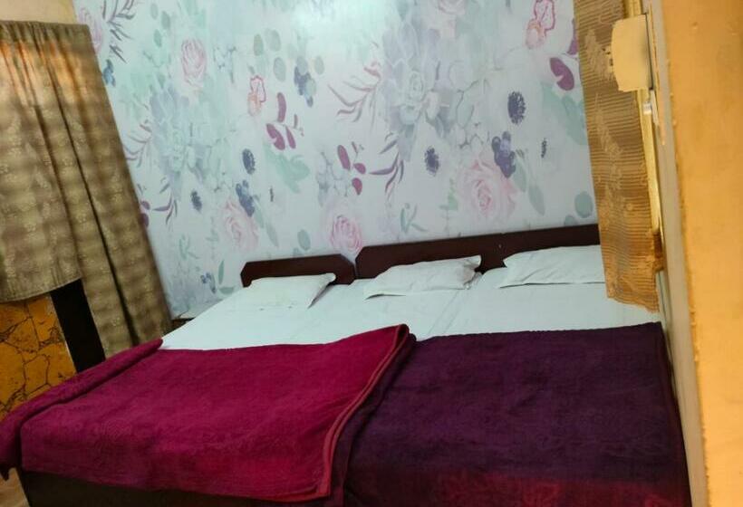 Albergue Raj Bed And Breakfast Near Tajmahal