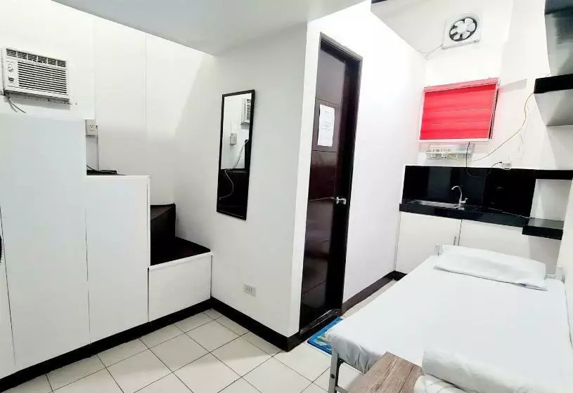 ユースホステル Dasma Lofts Hotel Near Dela Salle Dasma