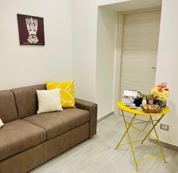 Bed and Breakfast Le Case Col Sole Da Silvia Interno 3