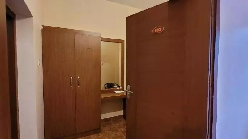Aamiaismajoitus (B&B) Tiger Land Cottage