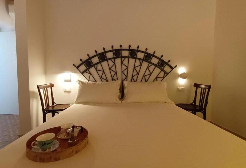 膳宿费 Affittacamere Sobborgospina47