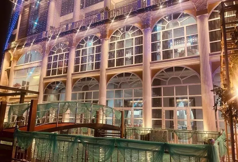 The Emerald Hotel & Siya Milan Banquets