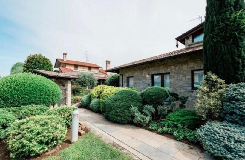 צימר Airport Bea Rooms