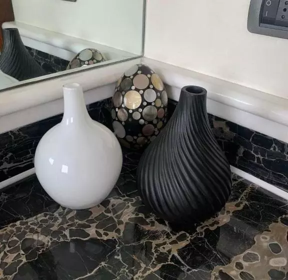 Aamiaismajoitus (B&B) Airport Bea Rooms