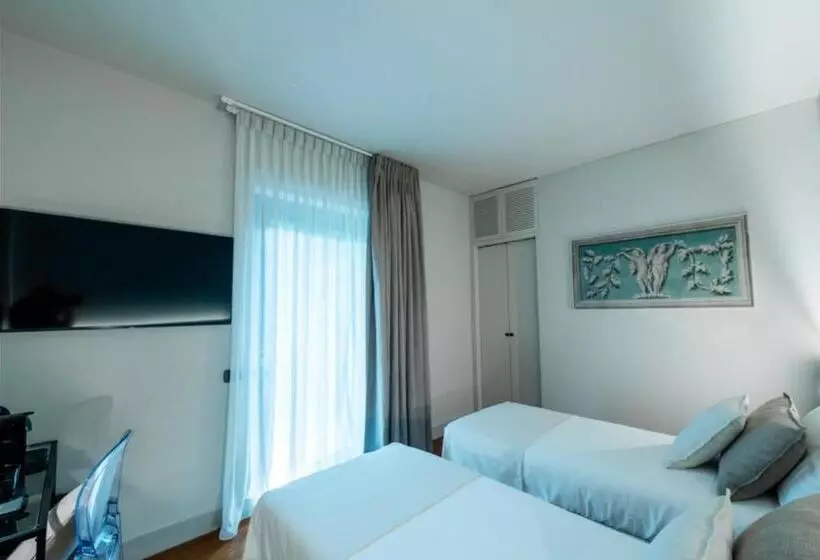 Aamiaismajoitus (B&B) Airport Bea Rooms