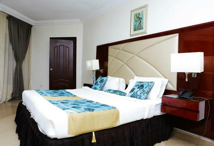 هتل Etraver Hospitality