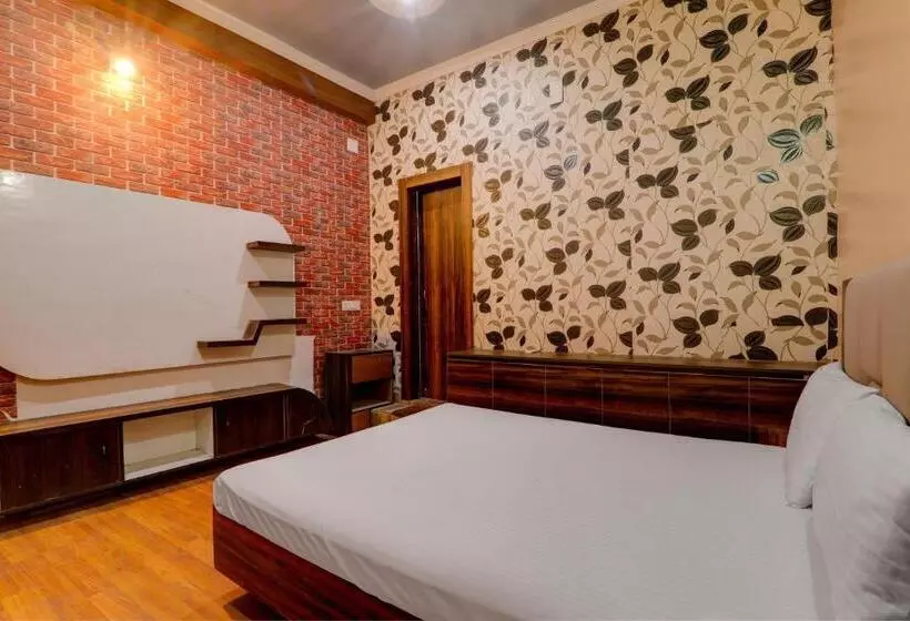 Spot On Hotel Elite