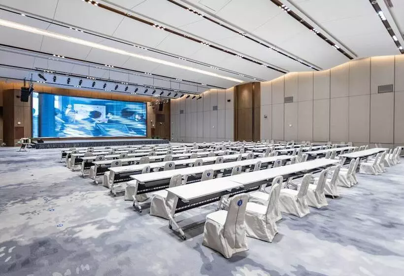 Even Hotels Shenzhen Guangming Cloud Park, An Ihg