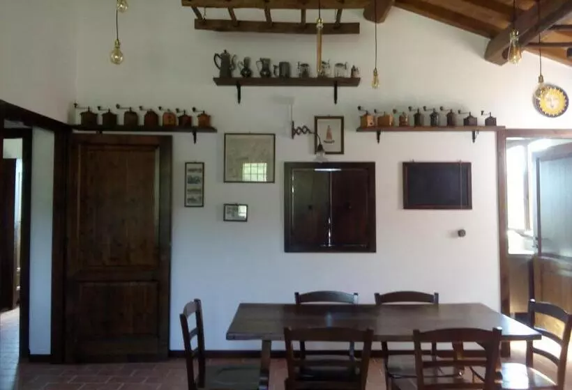 Hotelli L Albero Degli Struzzi