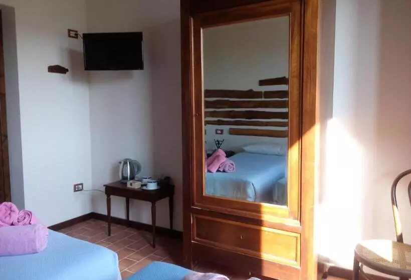 Hotelli L Albero Degli Struzzi