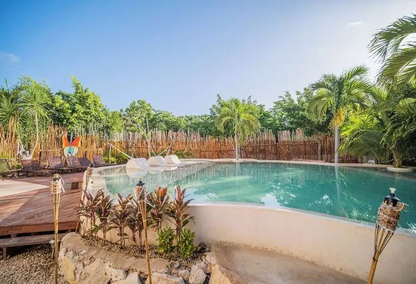 Hotelli Selvaluz Tulum Resort & Spa