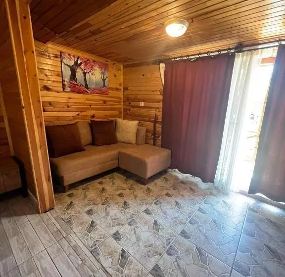 Zeyos Lodge Hotel&restaurant