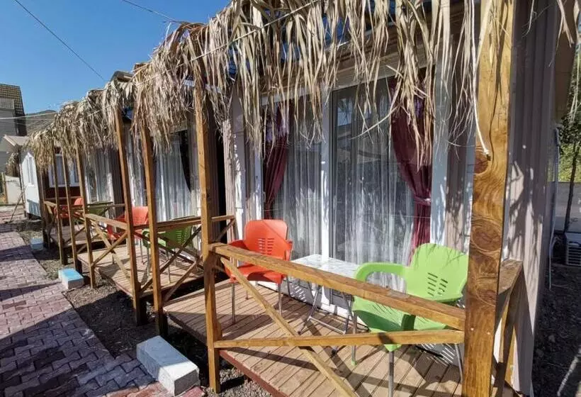 Zeyos Lodge Hotel&restaurant