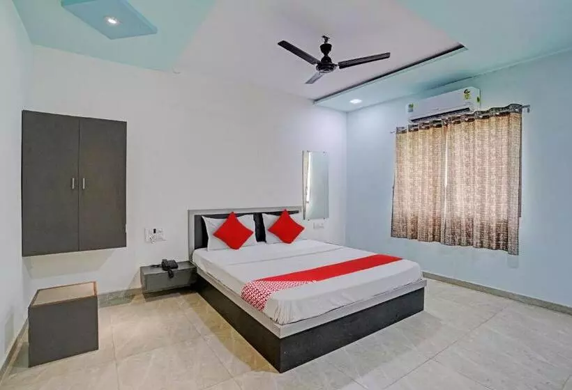 Oyo Flagship Hotel 13insky