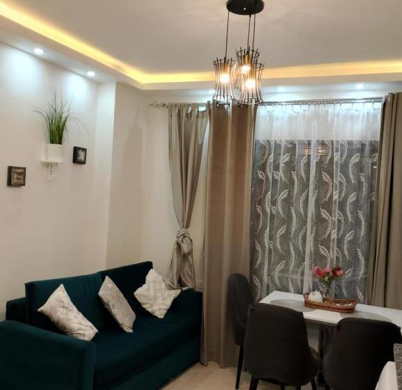 Aqua Tropical Resort, El Guana 15,alahyaa