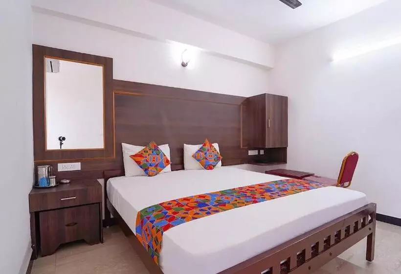 Aamiaismajoitus (B&B) Fabhotel Aranmanai   Nr Brookefields