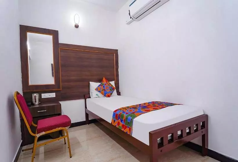 Aamiaismajoitus (B&B) Fabhotel Aranmanai   Nr Brookefields