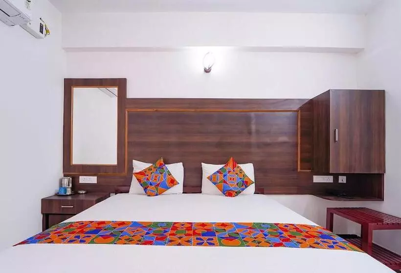 Aamiaismajoitus (B&B) Fabhotel Aranmanai   Nr Brookefields