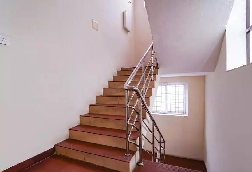 Aamiaismajoitus (B&B) Fabhotel Aranmanai   Nr Brookefields