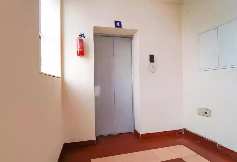 Aamiaismajoitus (B&B) Fabhotel Aranmanai   Nr Brookefields