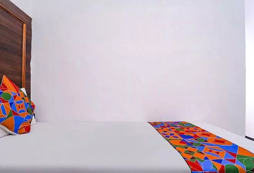 Aamiaismajoitus (B&B) Fabhotel Aranmanai   Nr Brookefields