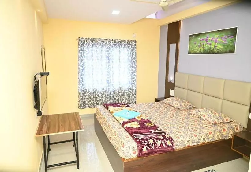 ホテル Nakshatra Resort